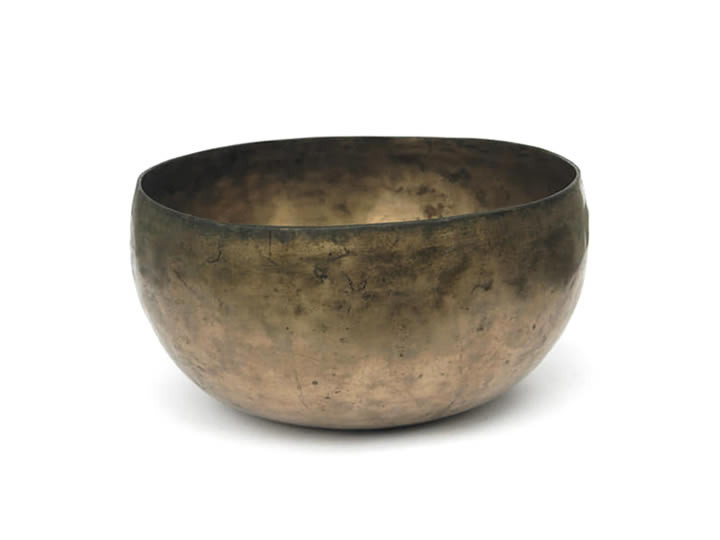 Alte indische Bihar Klangschale 635 g Pluto Alte indische Bihar Klangschale 635 g Pluto
