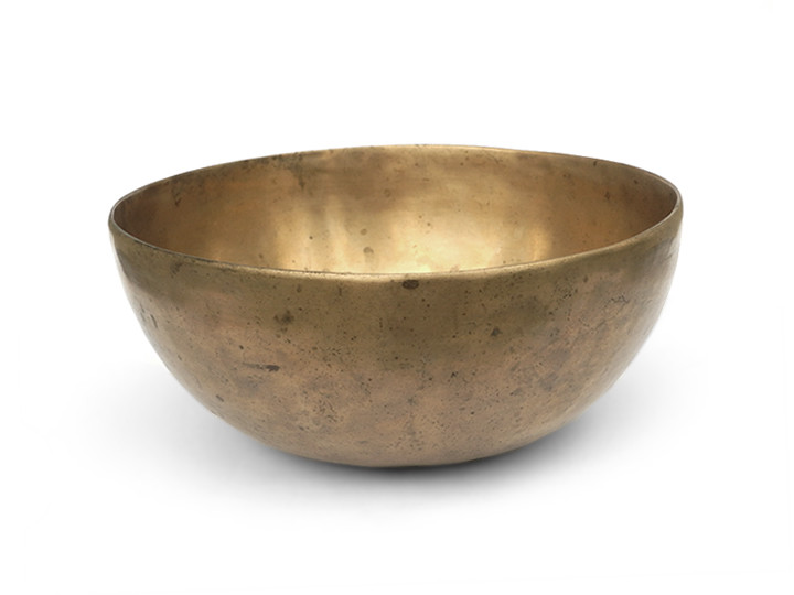 Alte tibetische Klangschale 925 Gr. Mond Sarosperiode Alte tibetische Klangschale 925 Gr. Mond Sarosperiode