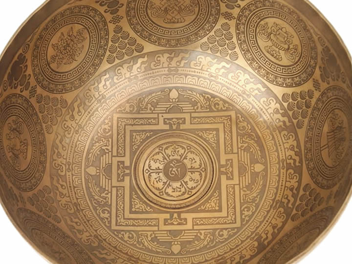 Tibetische Gravur Klangschale 1780 Gr. Tibetische Gravur Klangschale 1780 Gr.