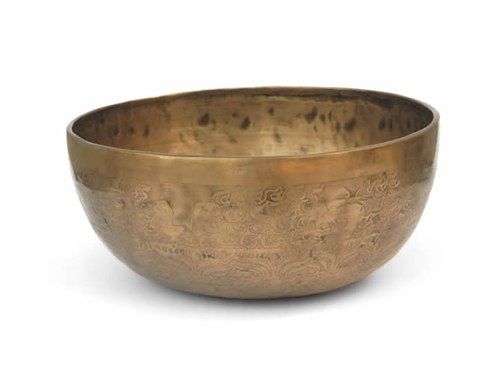 Tibetische Gravur Klangschale 1140 Gr. Jahreston OM - Buddha "Amoghasiddhi" Tibetische Gravur Klangschale 1140 Gr. Jahreston OM - Buddha "Amoghasiddhi"