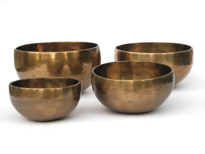 Klangschalen Set 4 Stck 1865 Gr. Klangschalen Set 4 Stck 1865 Gr.